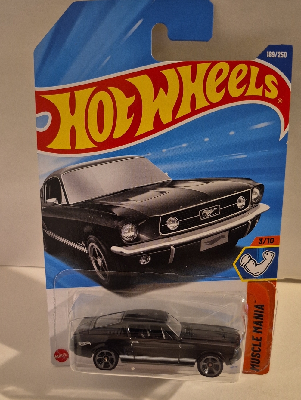 D2 Hot Wheels 67  Ford Mustang Coupe  with shipping protector